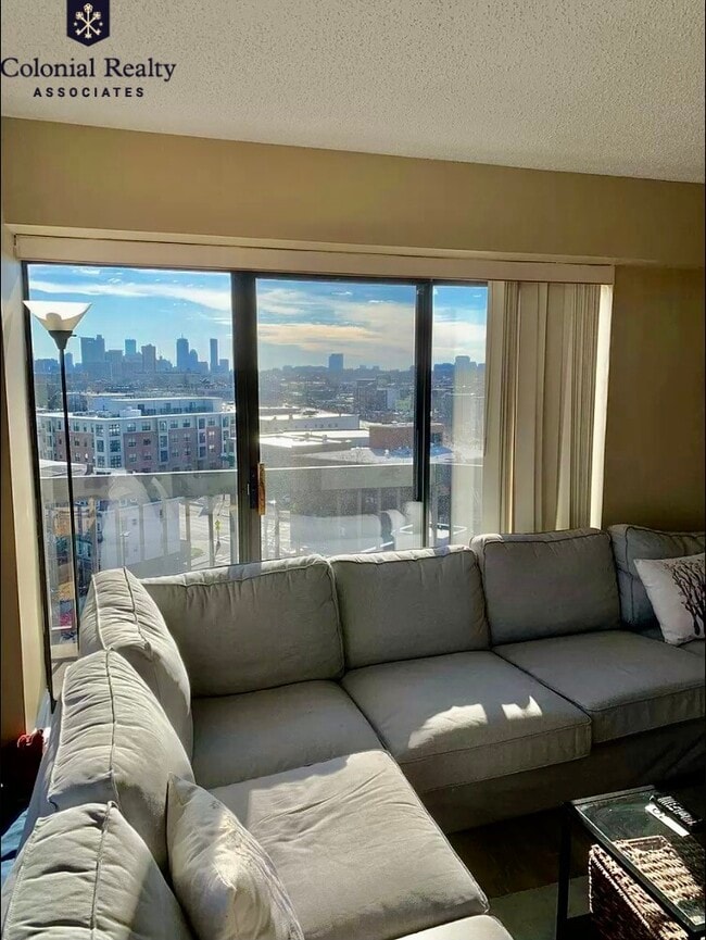 Building Photo - 15 N Beacon St Rental