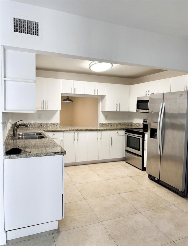 Photo - 1925 Sans Souci Blvd