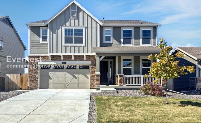 Photo - 740 Columbia St