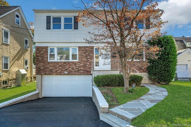 Photo - 105 Bradford St Unit 2