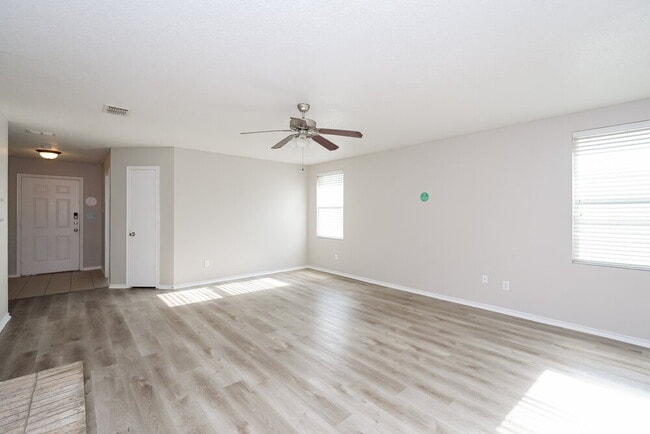 Photo - 3969 Irish Setter Dr