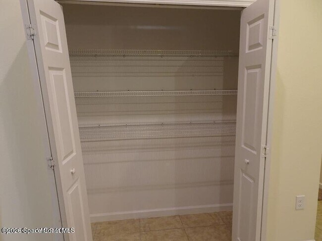 Photo - 1080 Cayman Dr