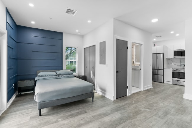 Photo - 935 S Howard Ave Unidad 15