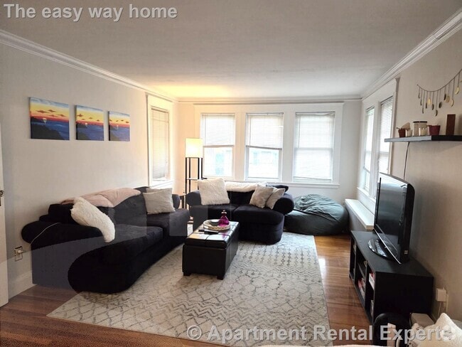Building Photo - 88 Colborne Rd Rental