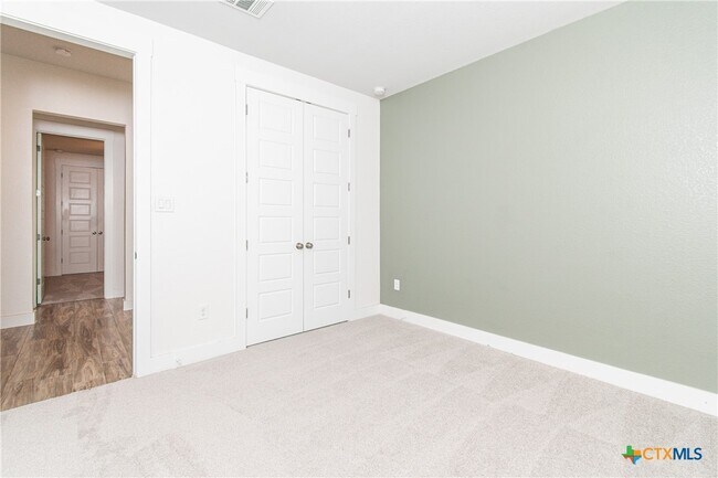 Photo - 308 Saturnia Dr