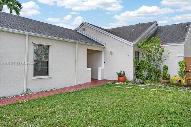 Photo - 14722 SW 110th Terrace