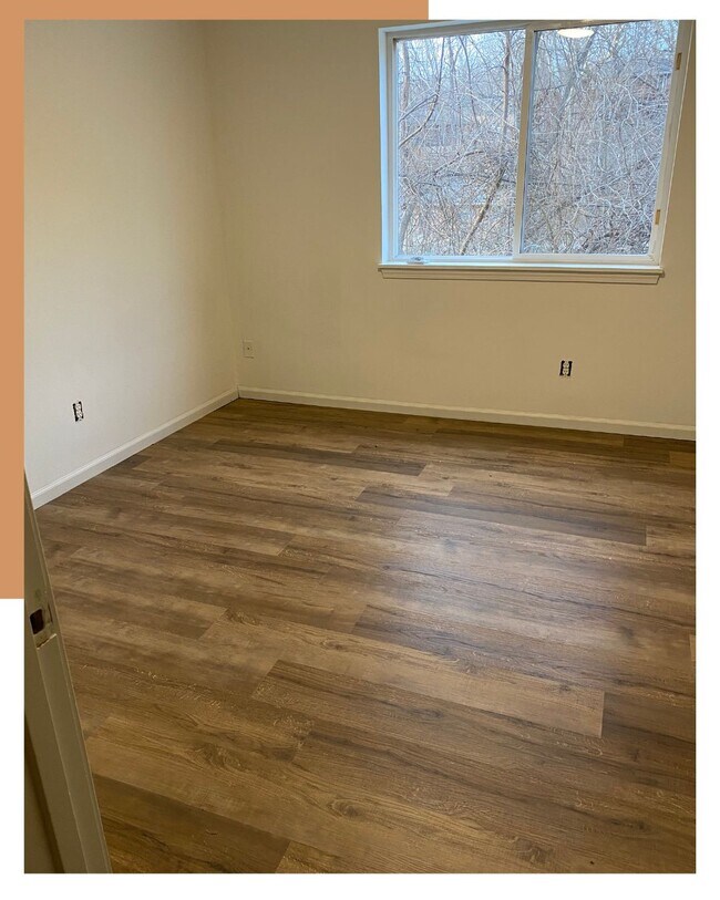 Photo - 1602 Radcliffe Dr