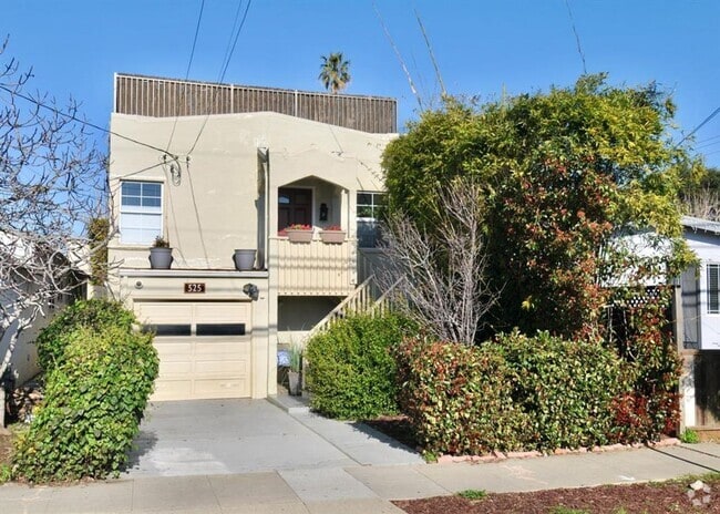 Building Photo - 525 9th Ave Rental