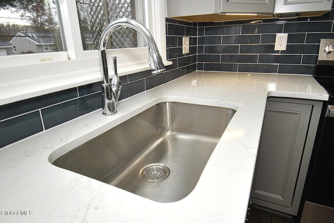 Photo - 49 Delafield Dr