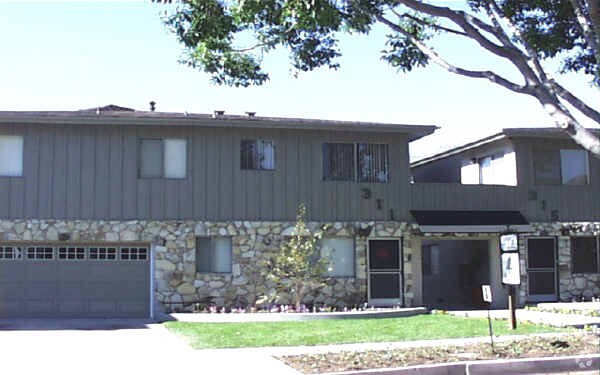 Kenwood Village - Kenwood Village Apartments