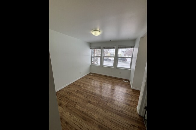 Photo - 10509-10122 122 Ave NW Unit 10509 - Main