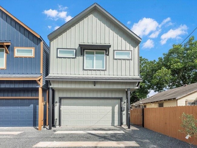 Photo - 603 N Milby St