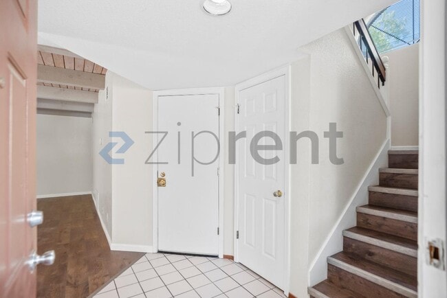 Photo - 1225 Oak Hill Ct