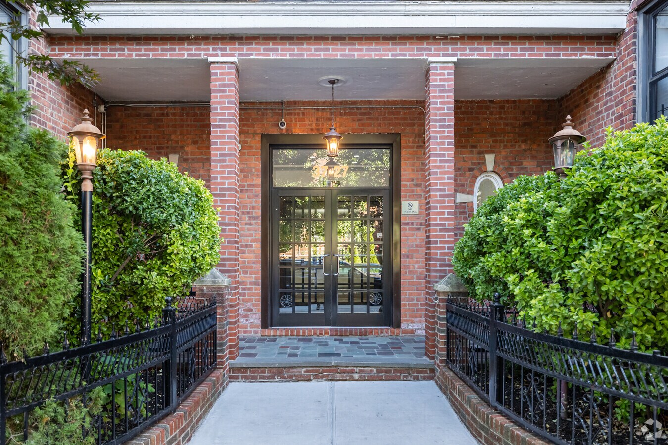 Entrance - Bradford House