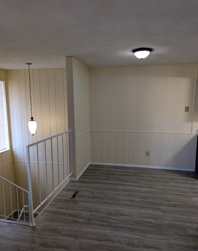 Photo - 2 Bed 1 Bath Apartment - New Floors - Attached Garage!