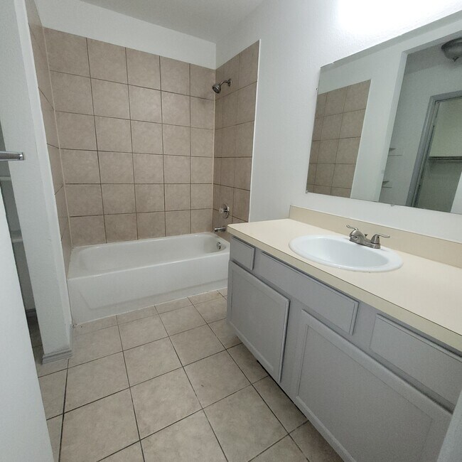 Photo - 200 Alpine Dr