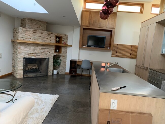 Photo - 345 Swall S Dr