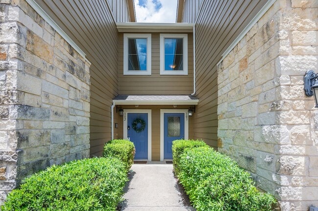 Photo - 1620 Bryant Dr