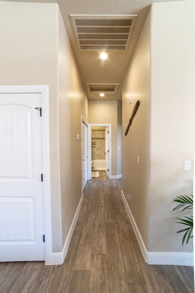 Photo - 2565 W 245 N