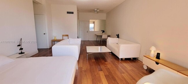 Photo - 800 West Ave Unit PH-37