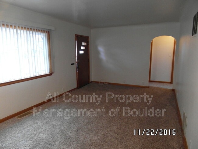Photo - 1034 Pratt St