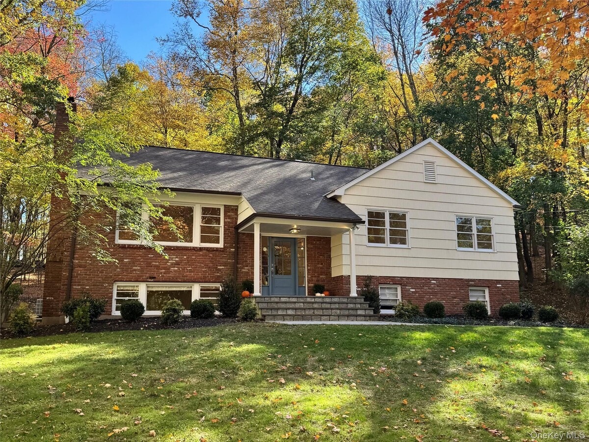 Photo - 341 Millwood Rd