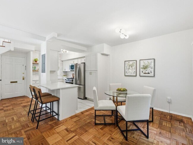 Photo - 1661 Preston Rd