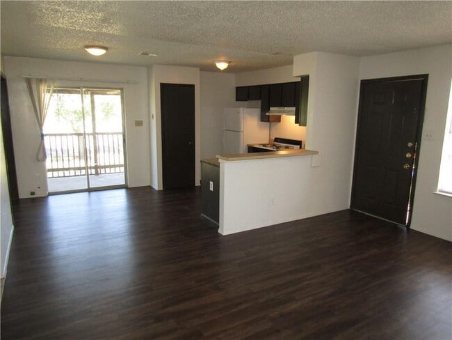 Photo - 4910 Pepper Ln