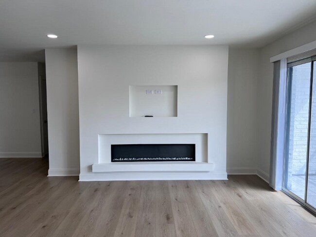 Photo - 1127 13th St Unit 104