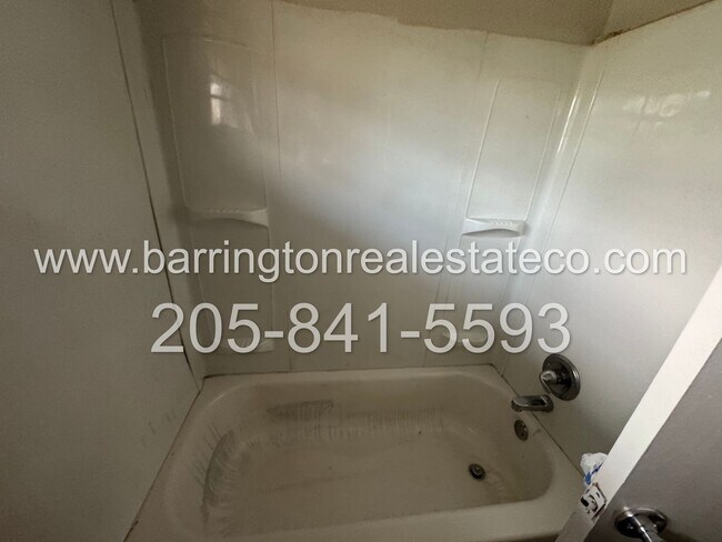 Photo - 341 Iota Ave S Unidad A