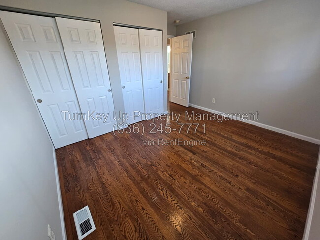 2223 Lovett Dr
