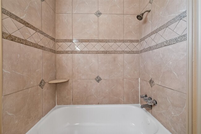 Photo - 6231 S Briar Knoll Dr