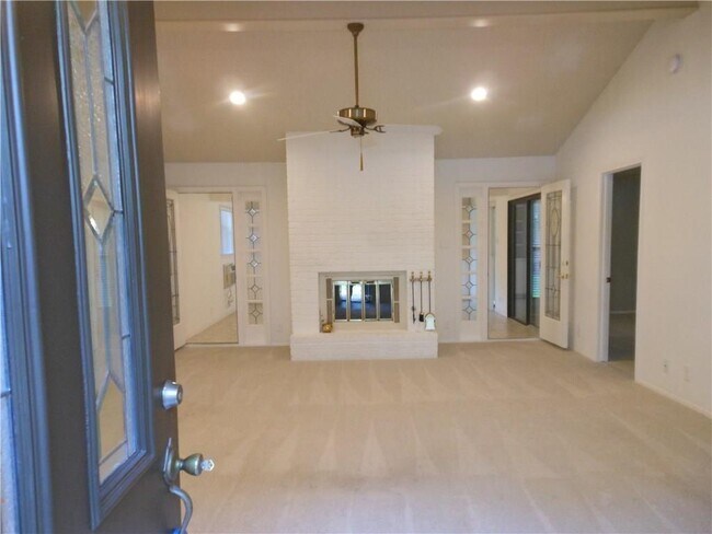 2207 Boca Raton Dr