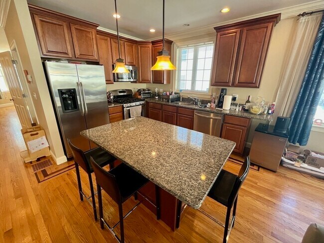 Photo - 79 Fayette St