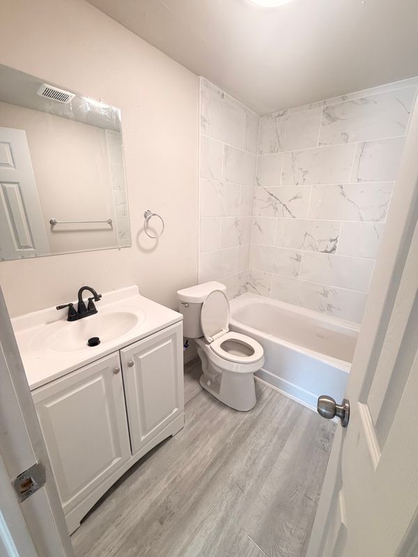 Photo - 3522 Roberts Ave