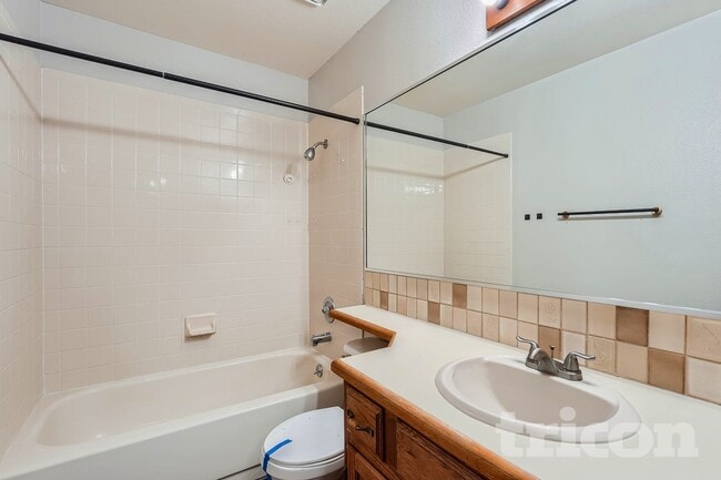 Photo - 6591 N Windmont Ave