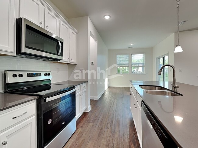 Photo - 5500A Farm Pond Ln
