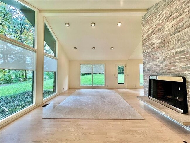 Photo - 112 Pheasant Dr