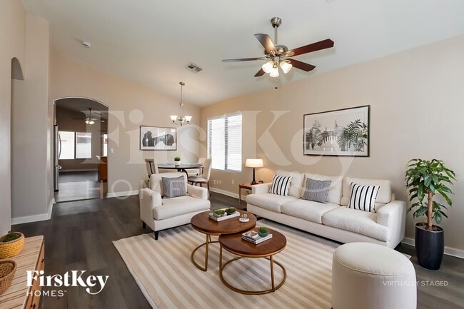 Photo - 930 E Nardini St