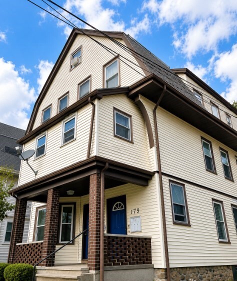 Building Photo - 179 Belmont St Unit 2