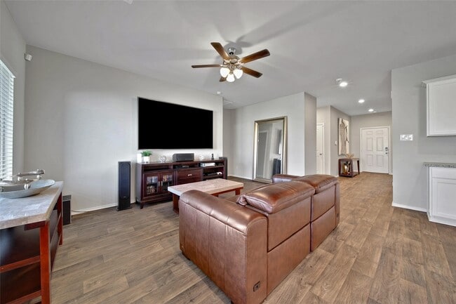 Photo - 13854 Rock Island Trl