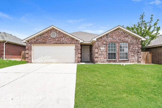 Building Photo - 9208 Marilyn Dr