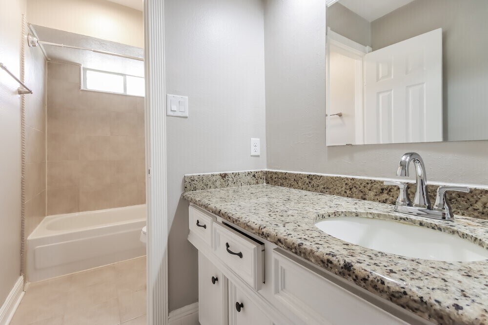 Photo - 20003 Atasca Villas Dr