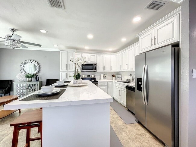Photo - 1895 NE 154th St