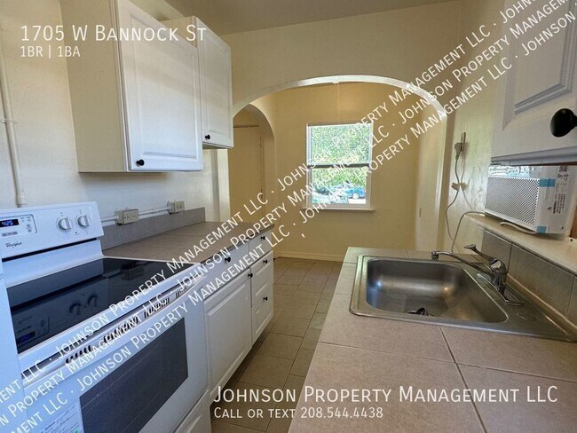 Photo - Cozy 1-Bedroom Apartment in Prime Downtown...