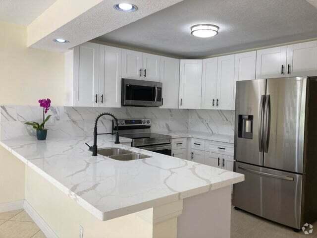 Building Photo - 8069 Boca Rio Dr Rental