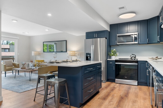 Photo - 1606 Cottonwood Dr Unit 16S