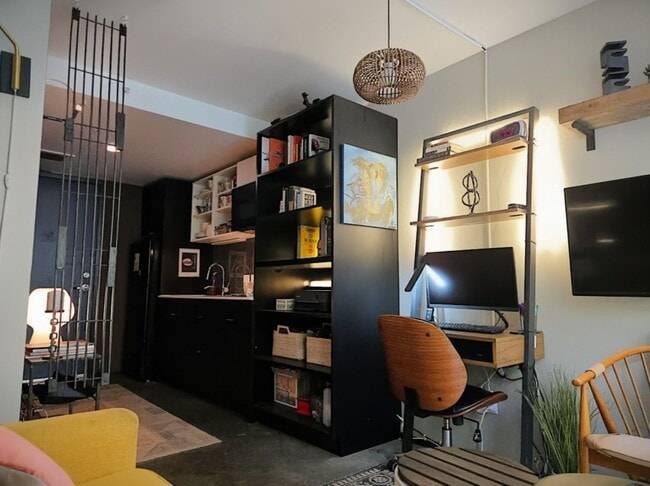 Photo - Summit Flats