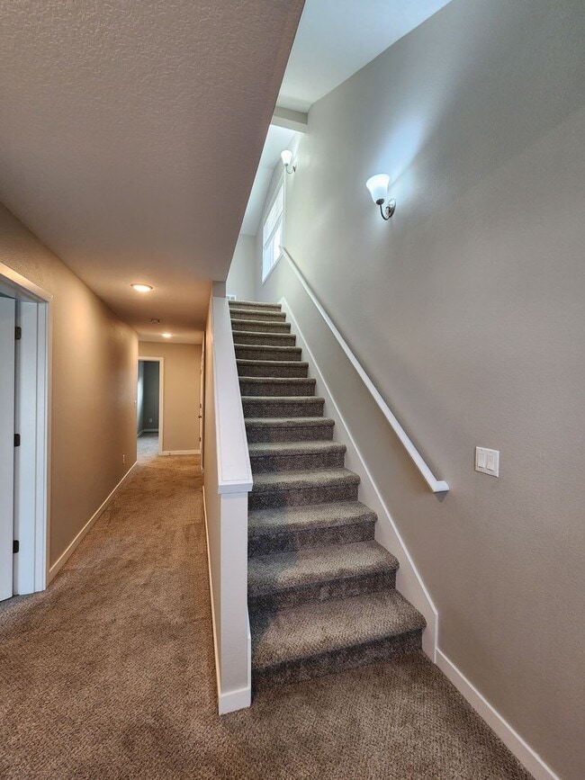 Photo - $1,000.00 OFF YOUR FIRST FULL MONTH'S RENT...