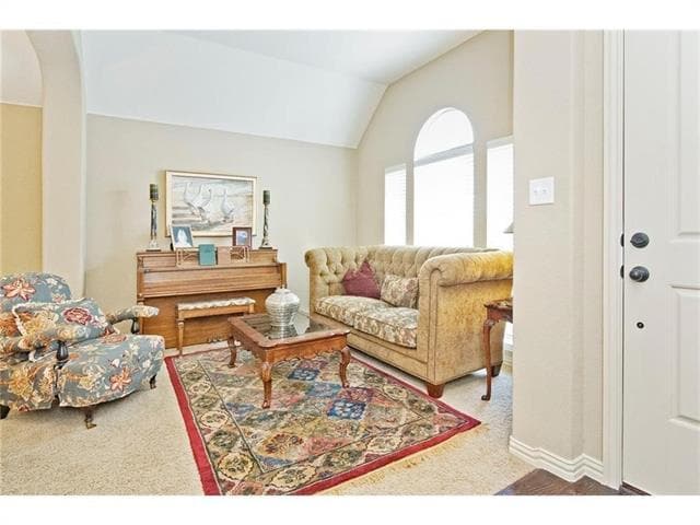 Photo - 309 Oak Point Dr